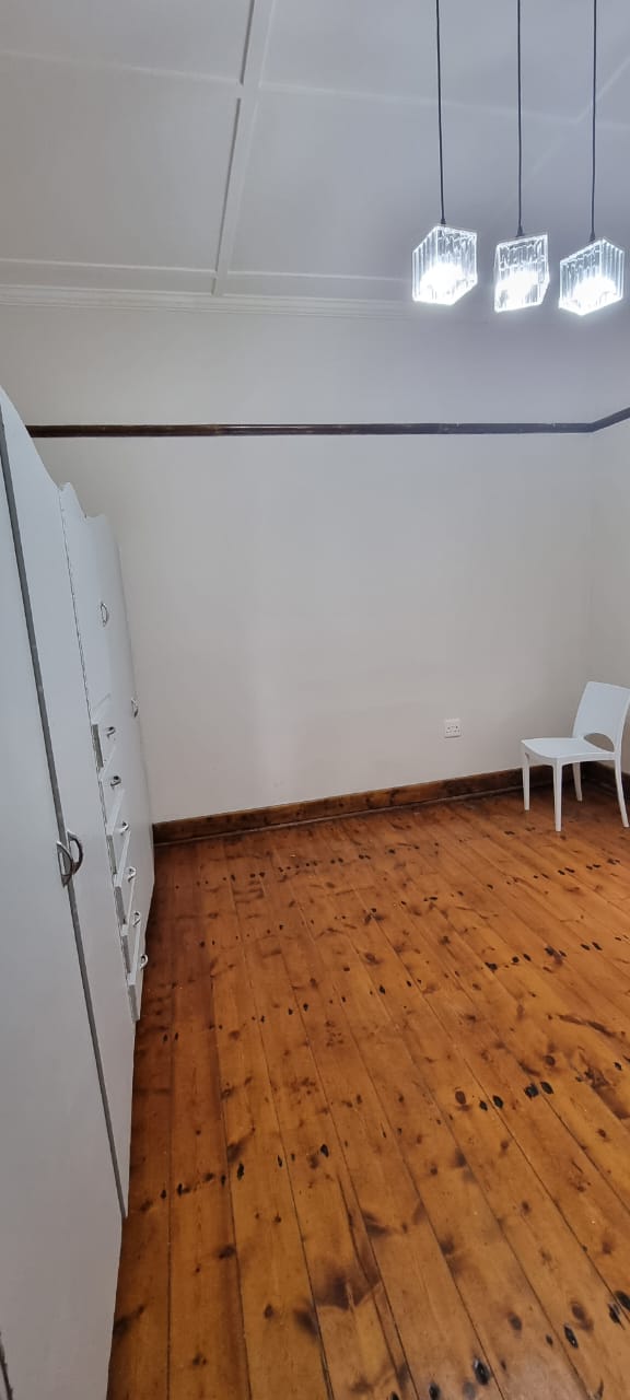 To Let 4 Bedroom Property for Rent in Berea Eastern Cape